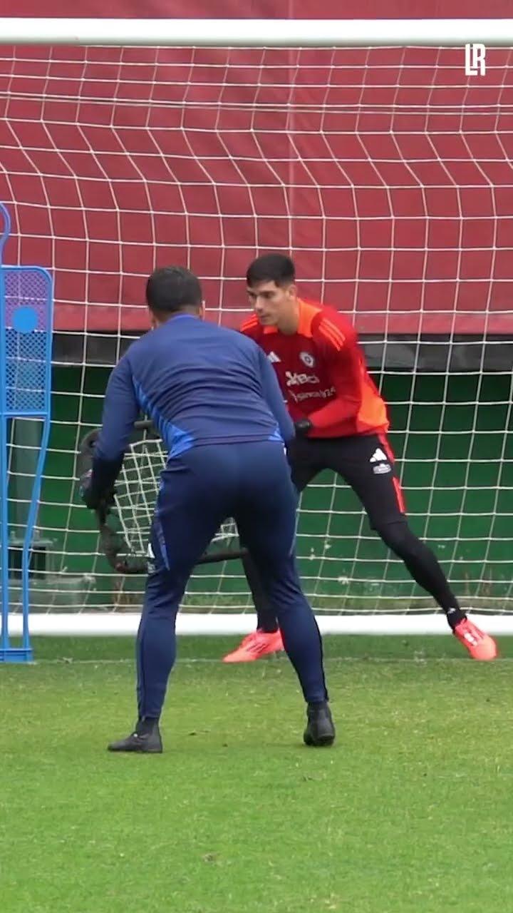 Seguimos trabajando 🧠🔜 #SiempreConLaRoja