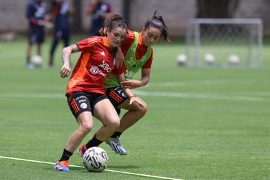 ¿Cuándo juega y quién transmite el partido de La Roja Femenina contra Ecuador?