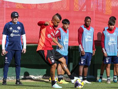 La Roja comenzó su primera jornada de entrenamientos pensando en Paraguay