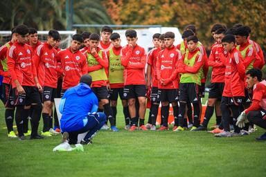 Microciclo Regional Centro-Sur reunió a 30 futbolistas juveniles en el Monasterio Celeste