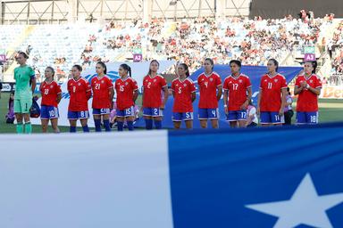 ¡Juega La Roja Femenina! Hora y dónde ver el duelo entre Estados Unidos y Chile